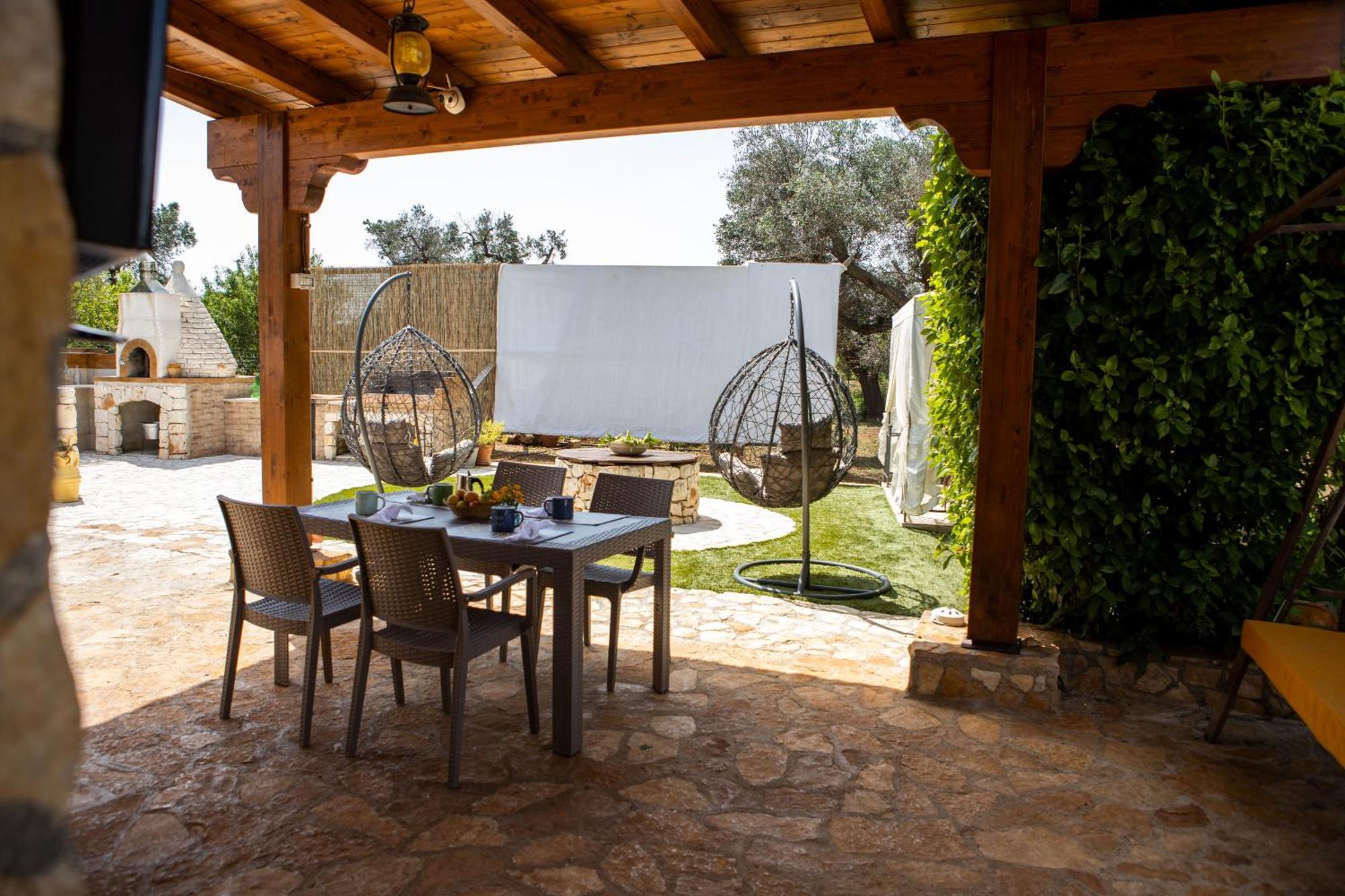 Trullo Nonna Netta Con Piscina Idromassaggio E Area Giochi Villa Ceglie Messapica Dış mekan fotoğraf