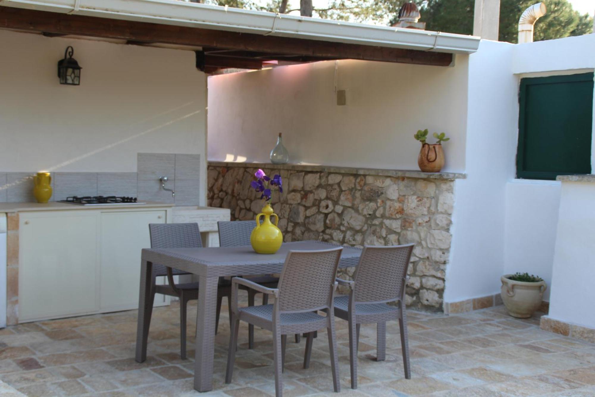 Trullo Nonna Netta Con Piscina Idromassaggio E Area Giochi Villa Ceglie Messapica Dış mekan fotoğraf