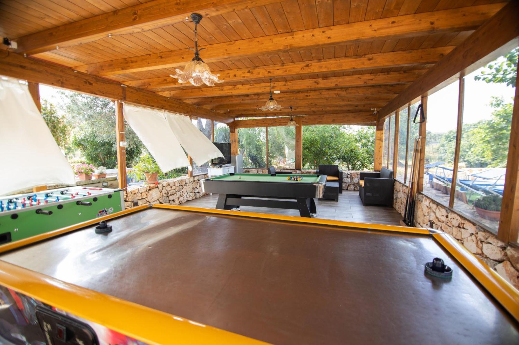 Trullo Nonna Netta Con Piscina Idromassaggio E Area Giochi Villa Ceglie Messapica Dış mekan fotoğraf
