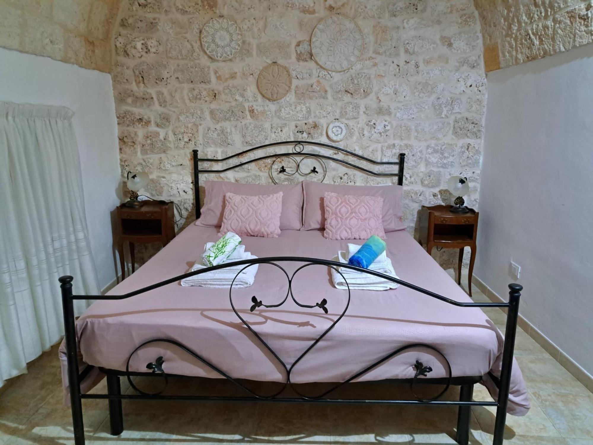 Trullo Nonna Netta Con Piscina Idromassaggio E Area Giochi Villa Ceglie Messapica Dış mekan fotoğraf